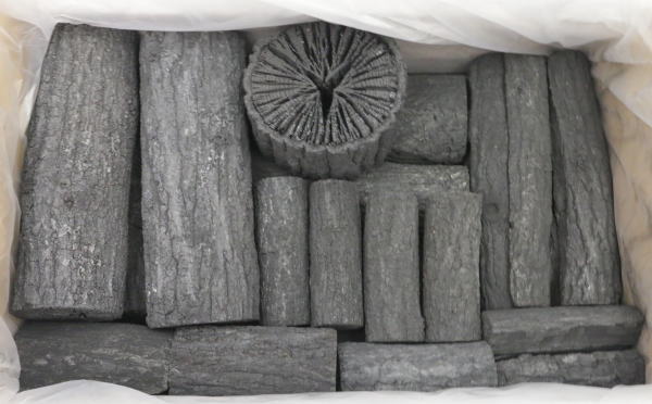 限定【茶器/茶道具 お炭】 茶道炭 炉用 組炭 (くぬぎ炭/菊炭) 約2組 国産製 (茶道用炭・炉炭・炉用炭)