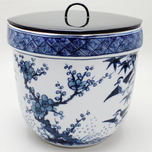 茶器/茶道具 水指（水差し）】 染付 菱形 三友 松竹梅 林淡幽作（五山窯） – 今屋静香園