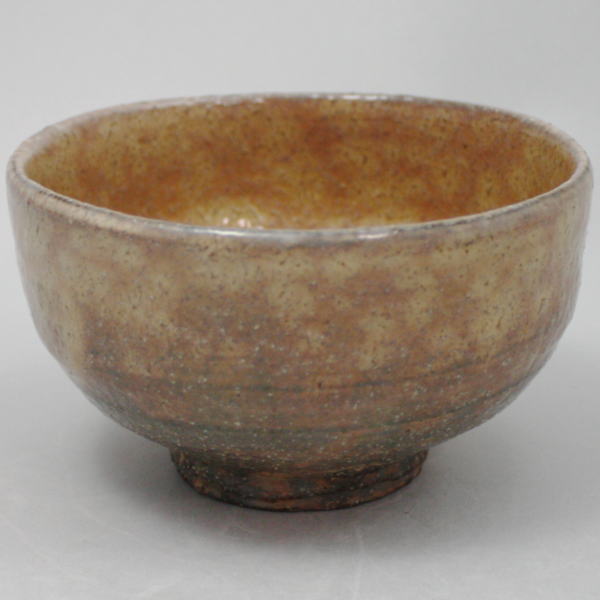 【茶器/茶道具 抹茶茶碗】 萩焼き 坂倉新兵衛作(深川本窯)
