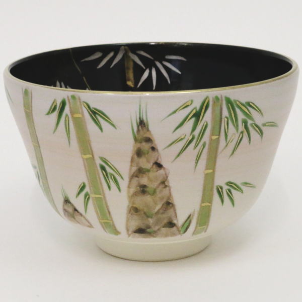 志野焼、抹茶茶碗、表タケノコが書いてあり、裏タンポポか不明、高台特長、