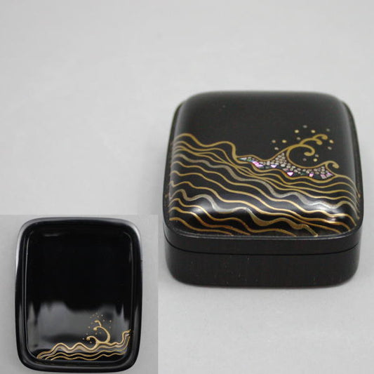 [Tea utensils/Tea ceremony tools, incense holder] Wave Makie, waves on the back of the lid, ebony, Hiroshi Miyake