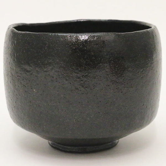 [Tea utensils/tea ceremony tools Matcha tea bowl/above] Black Raku tea bowl, copy of Daikoku tea bowl, made by Shoraku Sasaki, finest quality square seal (copy of Rikyu's possession, made by Chojiro, one of the seven types of Rikyu tea bowls)