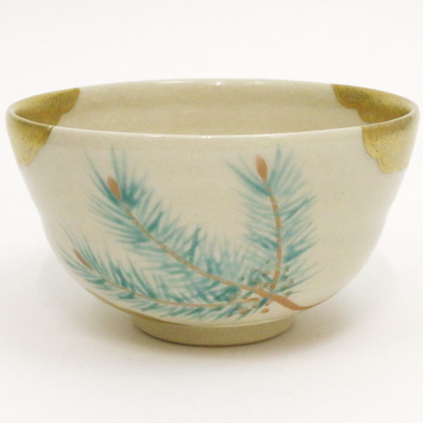 [Tea utensils/tea ceremony tools Matcha tea bowl] Colored tea bowl, Nebikimatsu, gold leaf, made by Kuze Hisataka